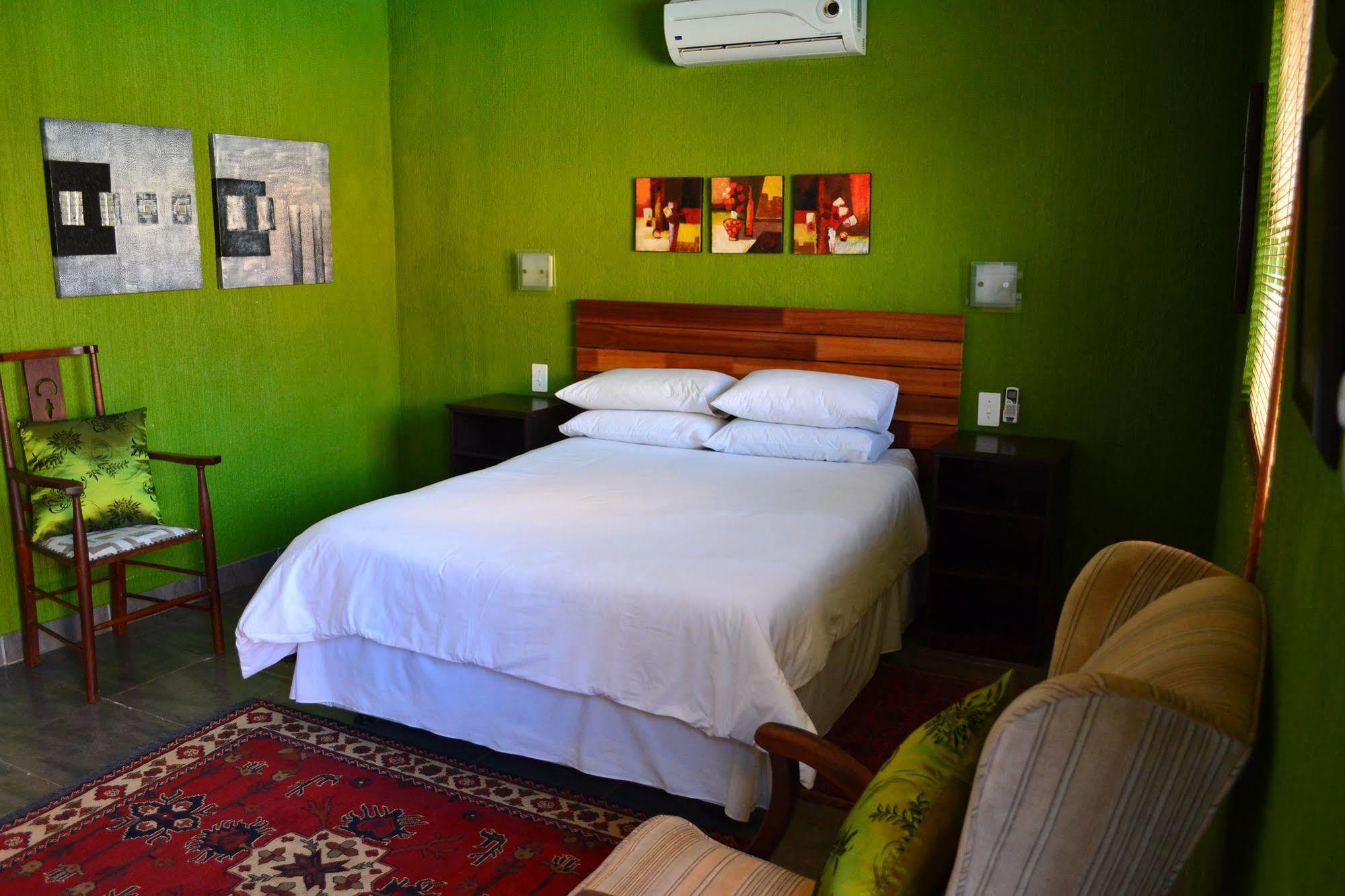 Boga Legaba Guest House&Conference Centre Mafikeng Extérieur photo