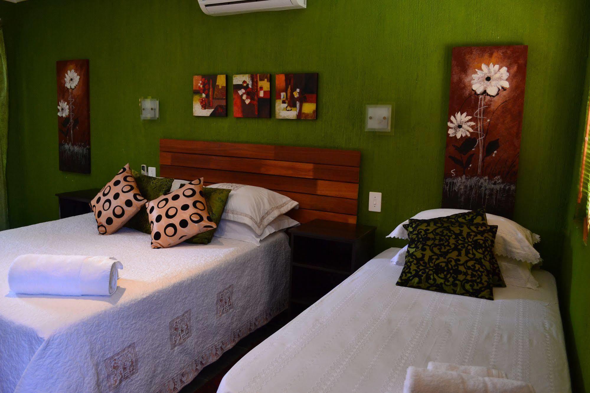 Boga Legaba Guest House&Conference Centre Mafikeng Extérieur photo