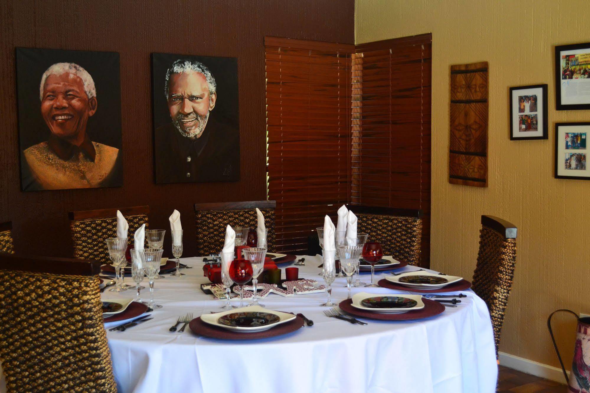 Boga Legaba Guest House&Conference Centre Mafikeng Extérieur photo